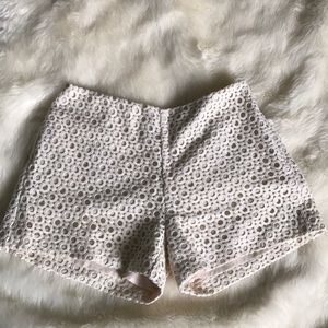 NWOT Banana Republic Crochet Lace Shorts